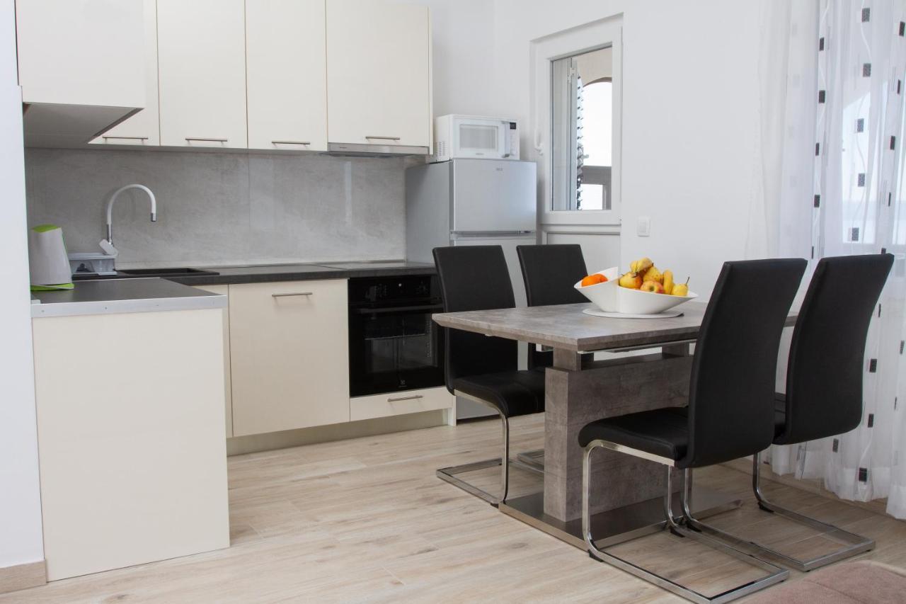 Unforgettable Sea View Apartments Bakota Podstrana Exterior photo